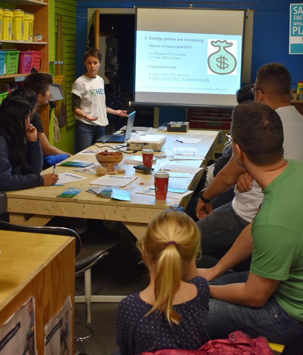 workshop on energy efficiency, caulking and sealing doors and windows