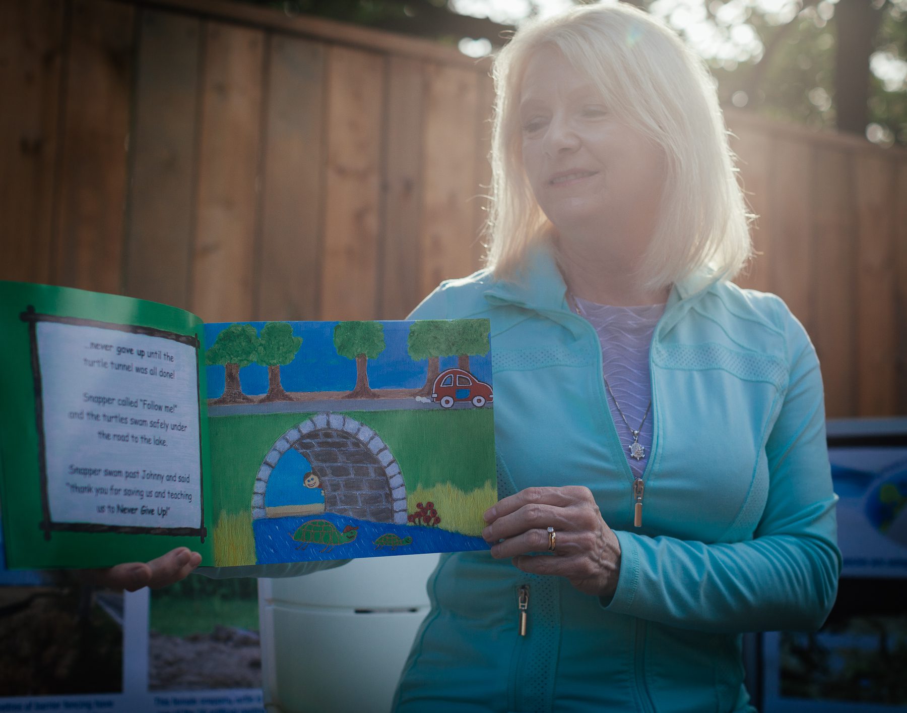 At the end of Jan's book, so that the turtles can save themselves, tunnels are dug under the causeway. Interestingly, this is the same solution that the Long Point Causeway Improvement Project Committee came up with to save real turtles and started constructing dry and wet tunnels between 2012 to 2017. Because of these tunnels, animal mortality on the causeway has dropped significantly.