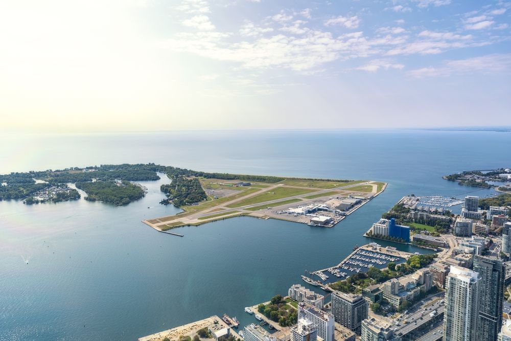 2015 Consultant Report on Infrastructure Requirements for Jets